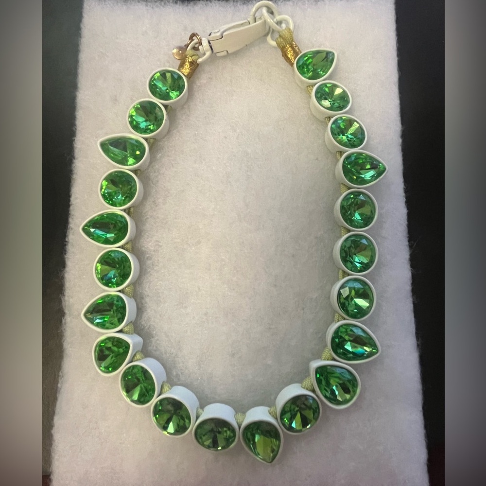 💚HTF EUC JCrew Brulee Green Teardrop Necklace